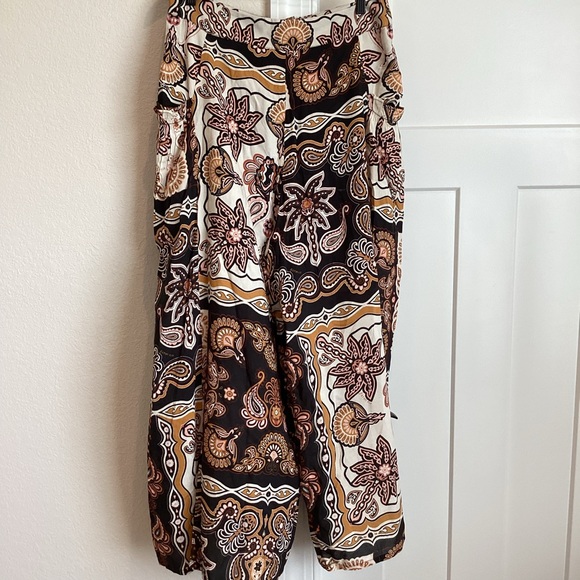 FARM Rio x Anthropologie Printed Wide-Leg Pants - Picture 10 of 15